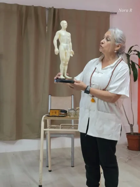 Hoy nos visitó la especialista y terapeuta en Medicina Tradicional China, Patricia Ibáñez