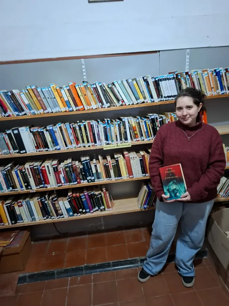 Nuevos títulos y nueva bibliotecaria en Proyecto 3